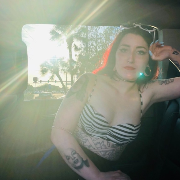 Hello i’m Yass ✨ First time on my profil ? 🤗 - Picture 5 of 6